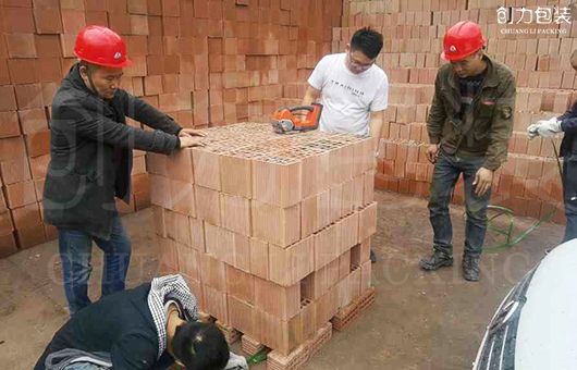 砖厂打包2.jpg 砖厂打包2.jpg